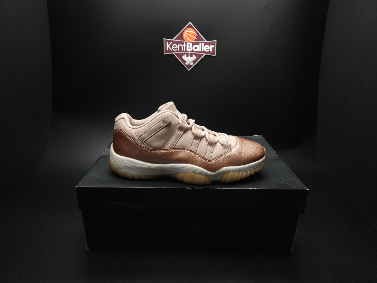 Jordan retro 11 low best sale rose gold women's shoe